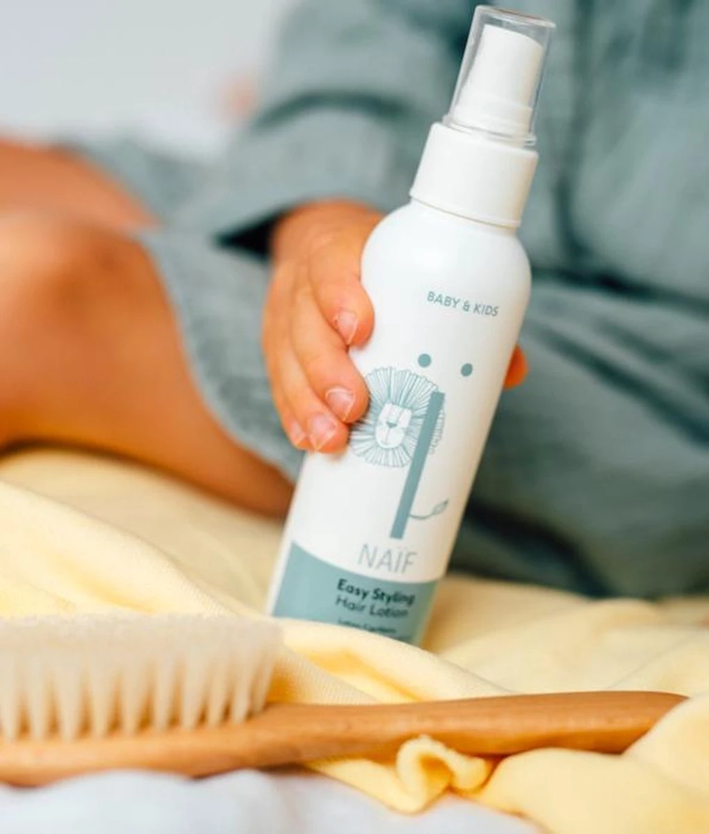 Naïf Combinatie Shampoo & Haarlotion - Babyverzorging - Voordeelverpakking - 2 Stuks - Met Natuurlijke Ingrediënten - Afbeelding 4