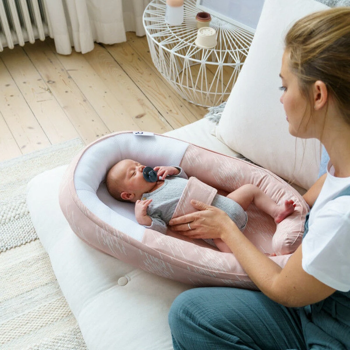 Doomoo Cocoon - Babynestje - Organisch Katoen - 74 X 46 Cm - Misty Pink - Afbeelding 9