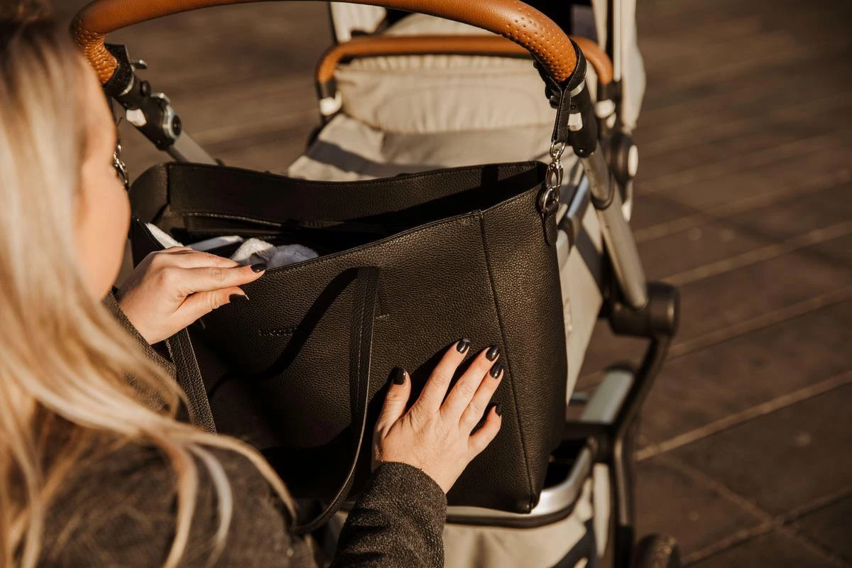 Snoozzz Luiertas Luxe Verzorgingstas – Inclusief Uitneembare Tas Organizer Met Thermovak, Stroller Hooks En Verschoningsmatje - Zwart - Afbeelding 9