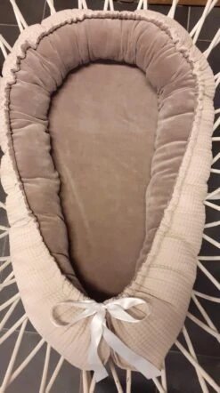 Babynestje Velvet NU MET GRATIS LUIERMAND